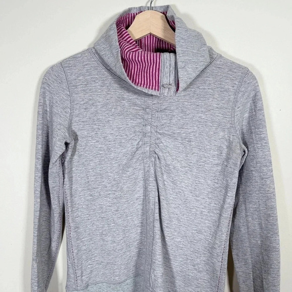 LULULEMON IN A CINCH REVERSIBLE PULLOVER - Picture 4 of 14